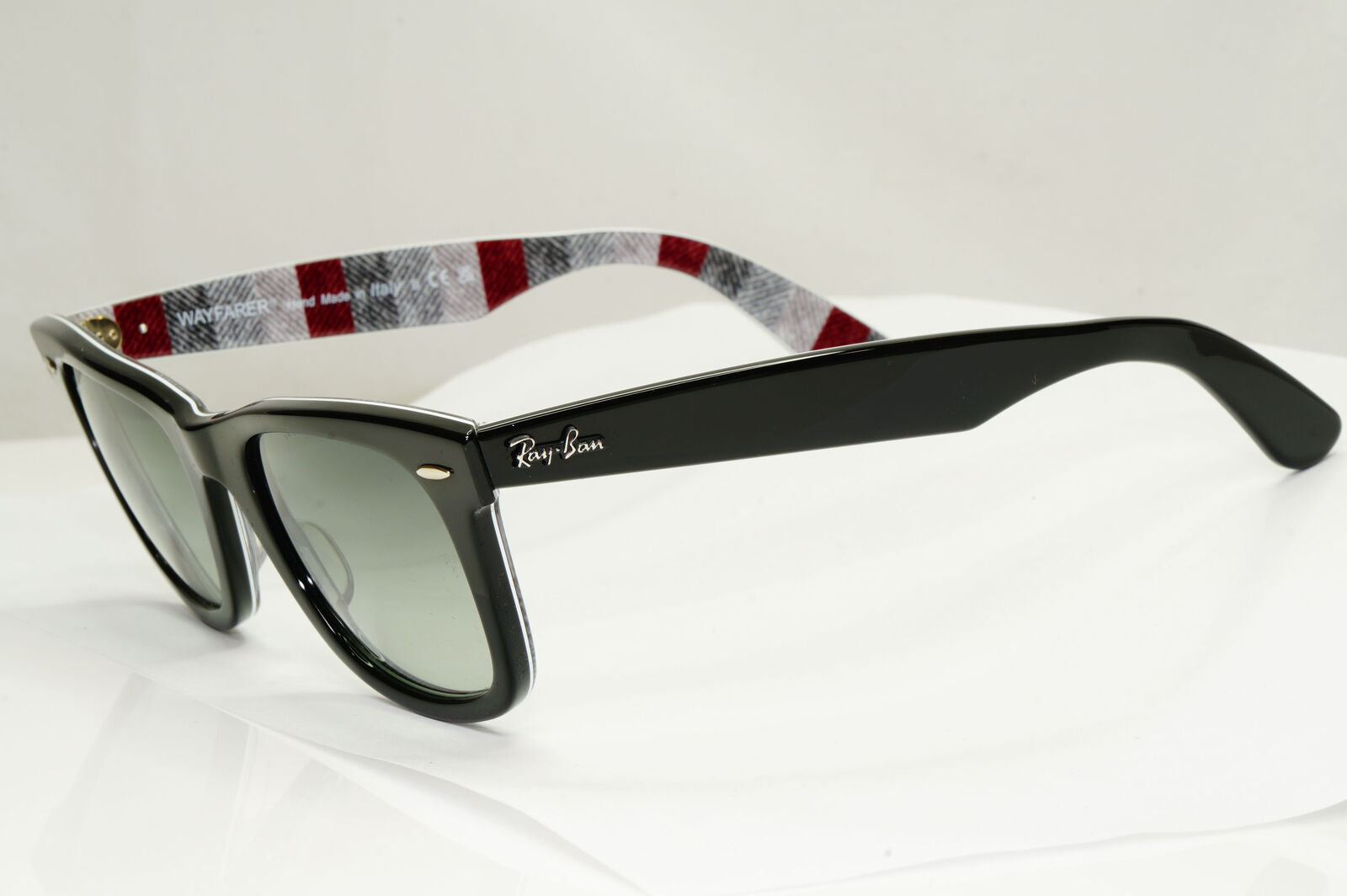 Ray-Ban Wayfarer Sunglasses Prints Chevron Black Grey Gradient  RB 2140 1318/3A