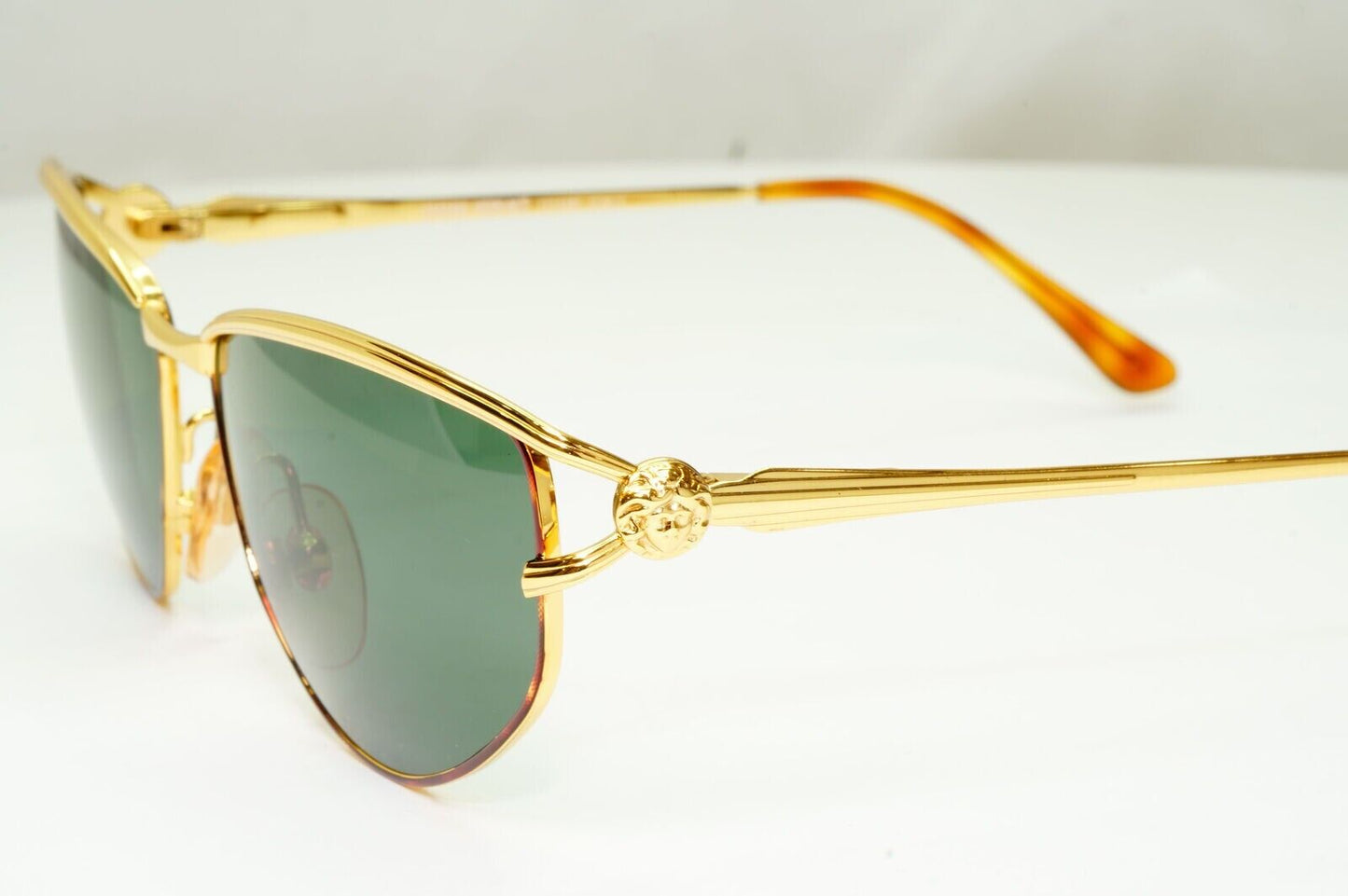 Gianni Versace 1995 Sunglasses Vintage Gold Green Square Metal MOD V95 COL 07M