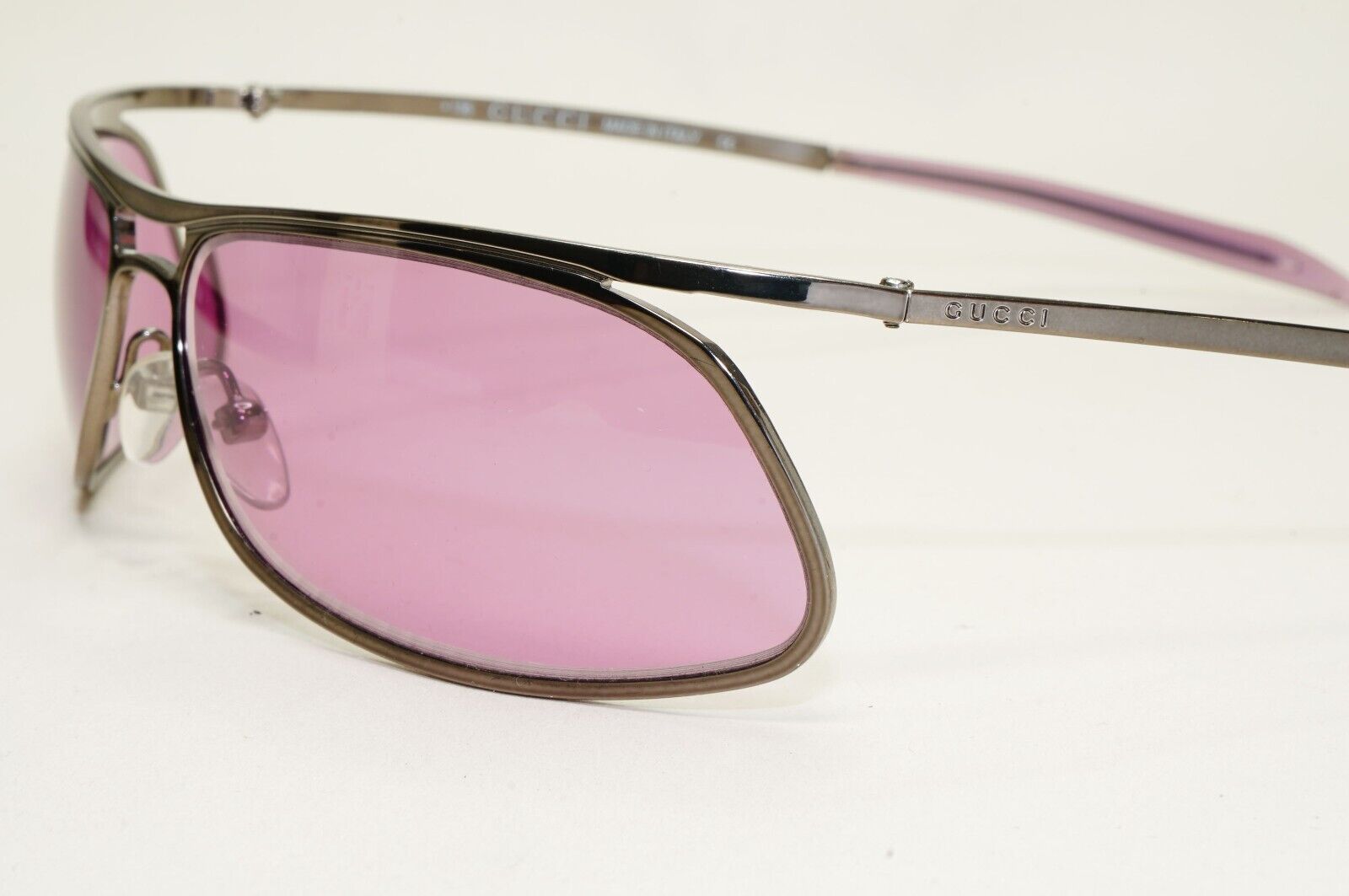 Gucci Sunglasses 2001 Vintage Wrap Gunmetal Pink Fuchsia GG 1672/S 831T9 291024