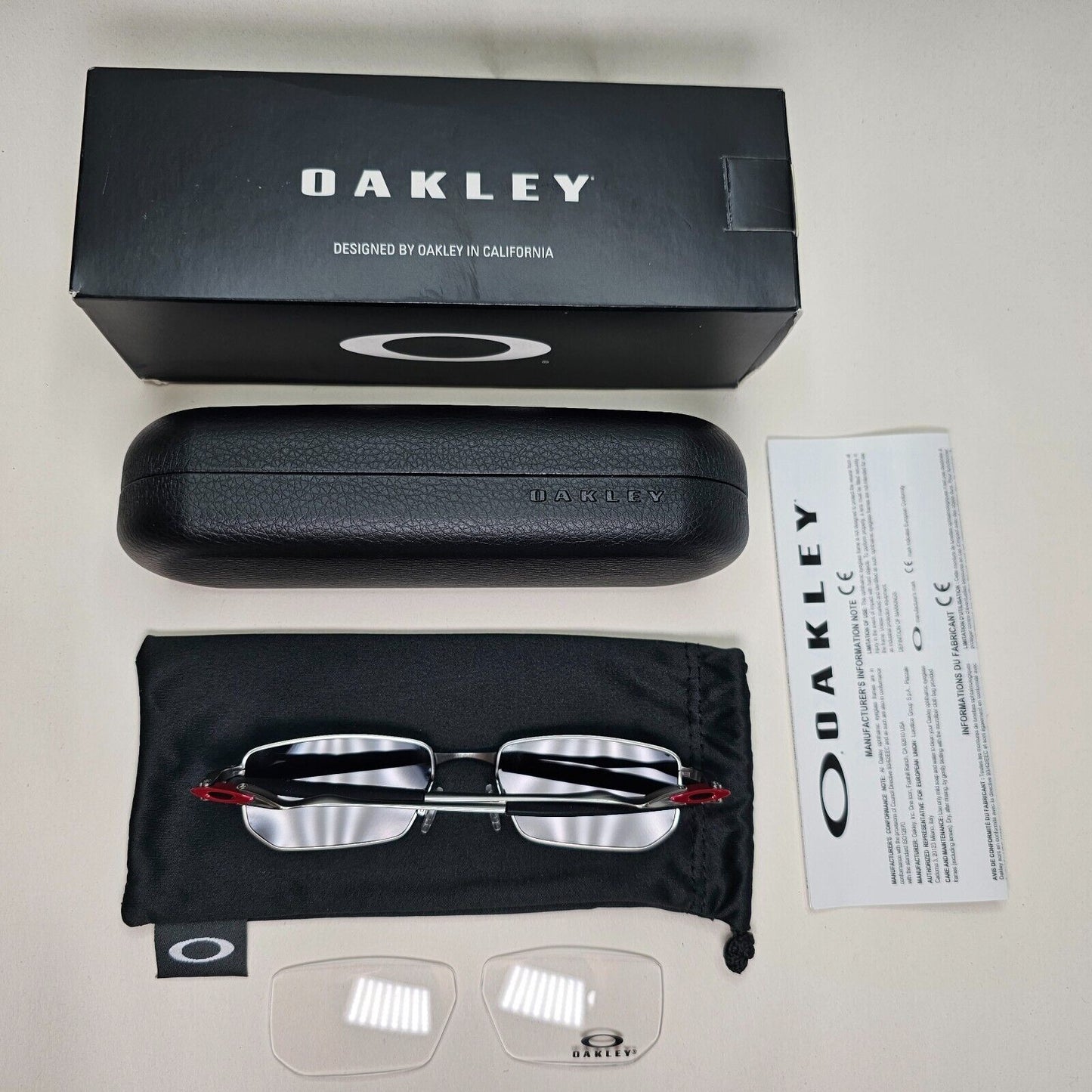 Oakley Sunglasses Outer Foil Satin Chrome Silver Grey Metal OX 3246 04 51mm