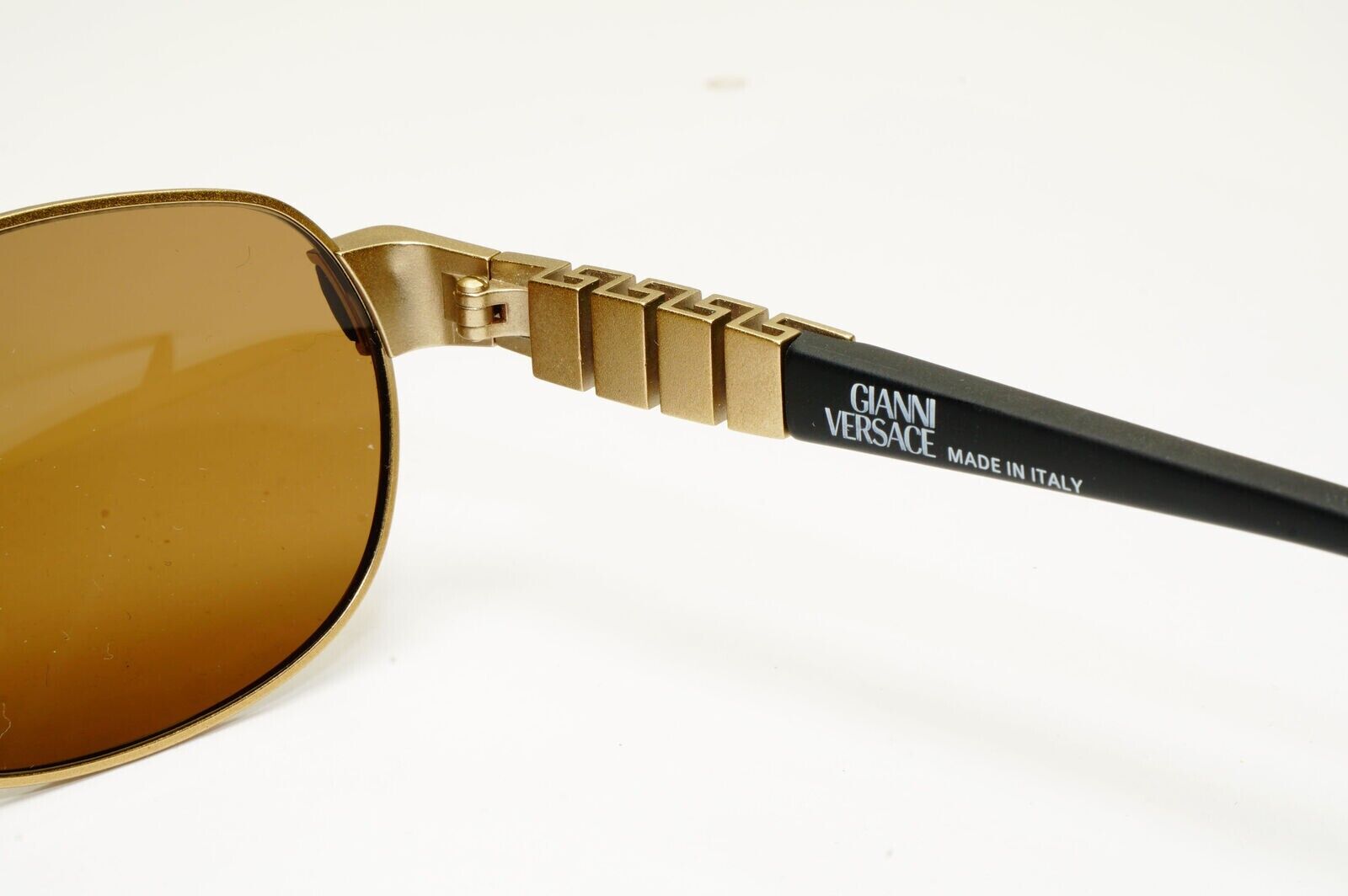 Gianni Versace 1996 Vintage Mens Black Gold Pilot Sunglasses MOD S25 COL 86M