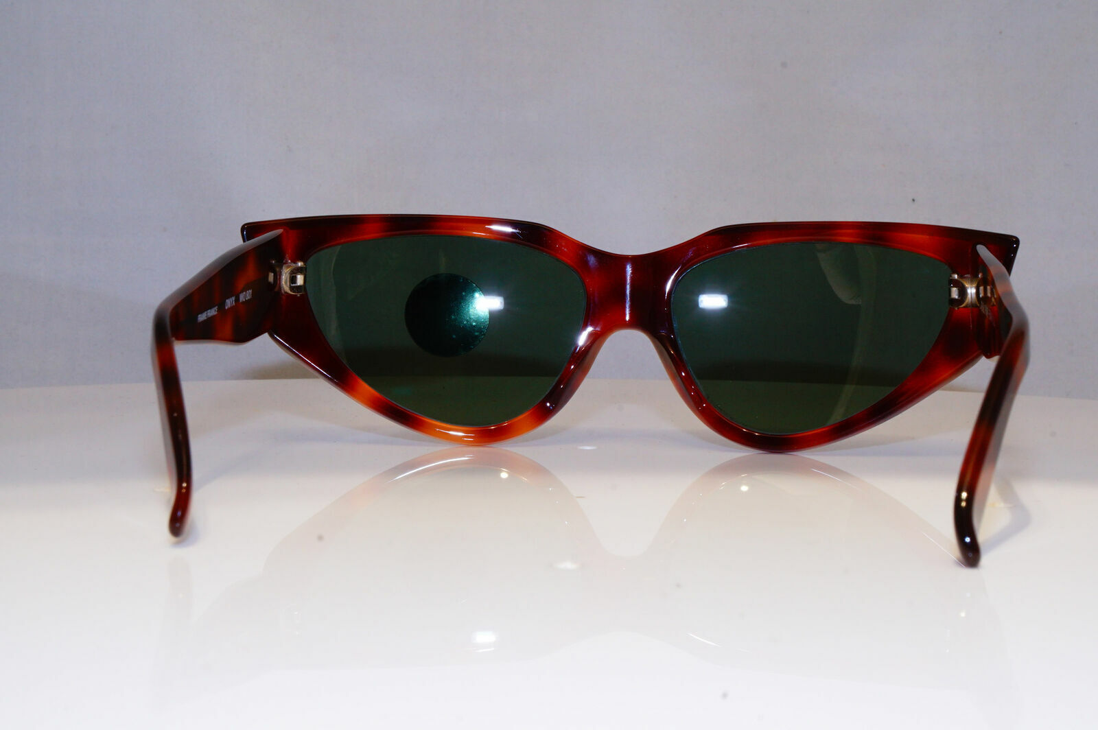 Ray-Ban 1983 Vintage Sunglasses Bausch & Lomb Onyx Tortoise Hipster Brown W0801