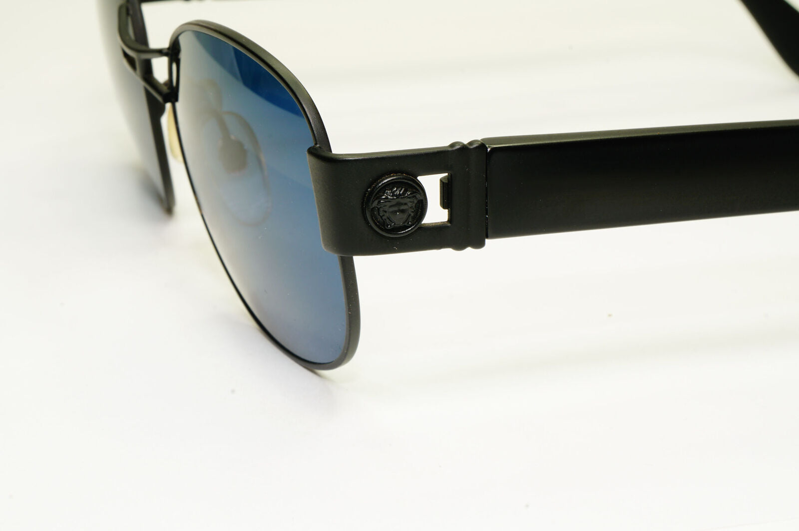 Gianni Versace 1996 Vintage Mens Black Blue Metal Sunglasses MOD S47 COL 028