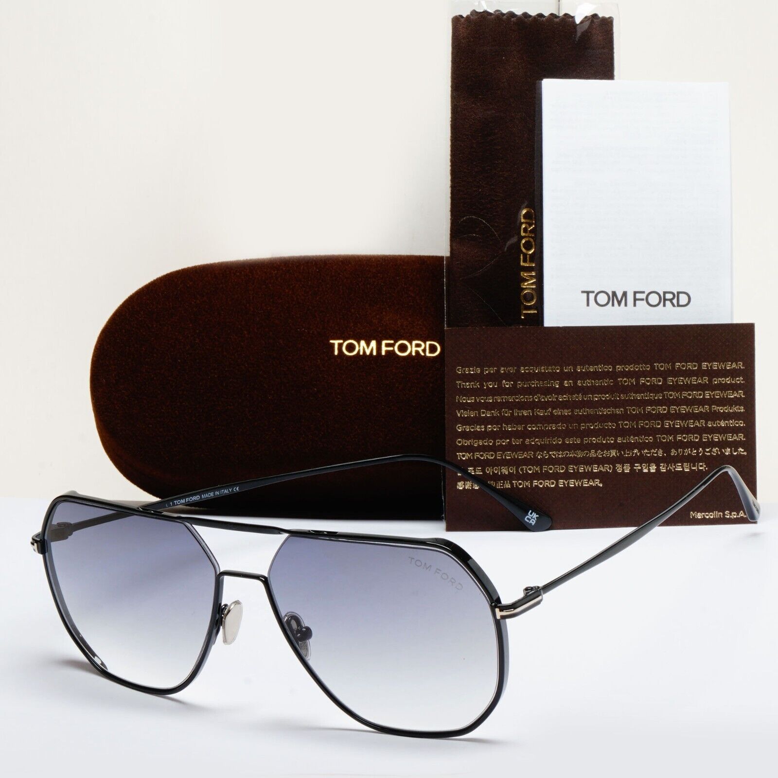 Tom Ford Sunglasses Gilles-02 Black Grey Navigator FT0852 TF 852 01B 59mm