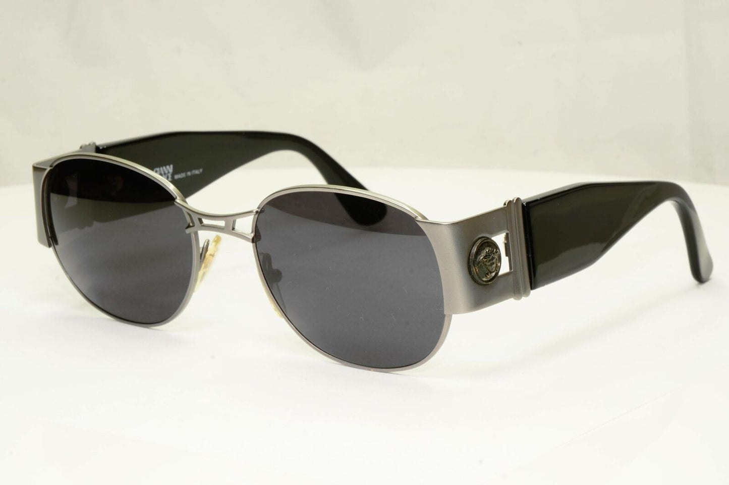 Gianni Versace 1996 Vintage Mens Silver Medusa Metal Sunglasses MOD S67 COL 77M