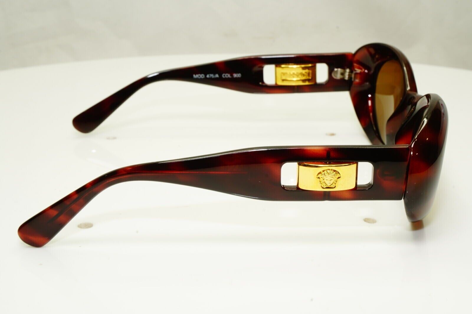 Gianni Versace Sunglasses 1996 Vintage Gold Brown Medusa Oval MOD 475/A COL 900