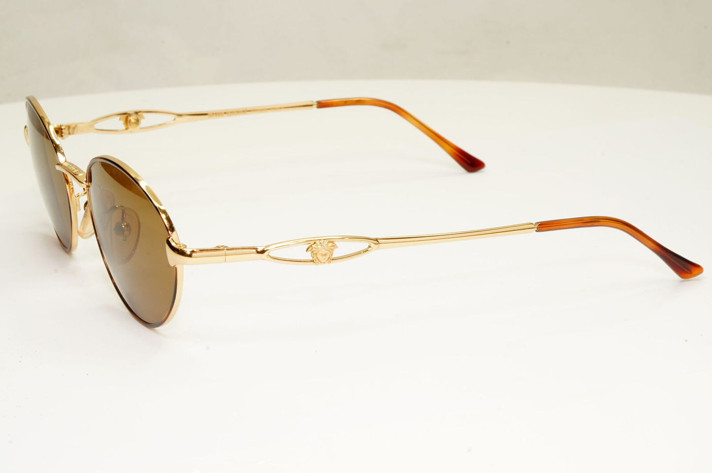 Gianni Versace 1995 Vintage Gold Medusa Brown Metal Sunglasses MOD G84 COL 07M