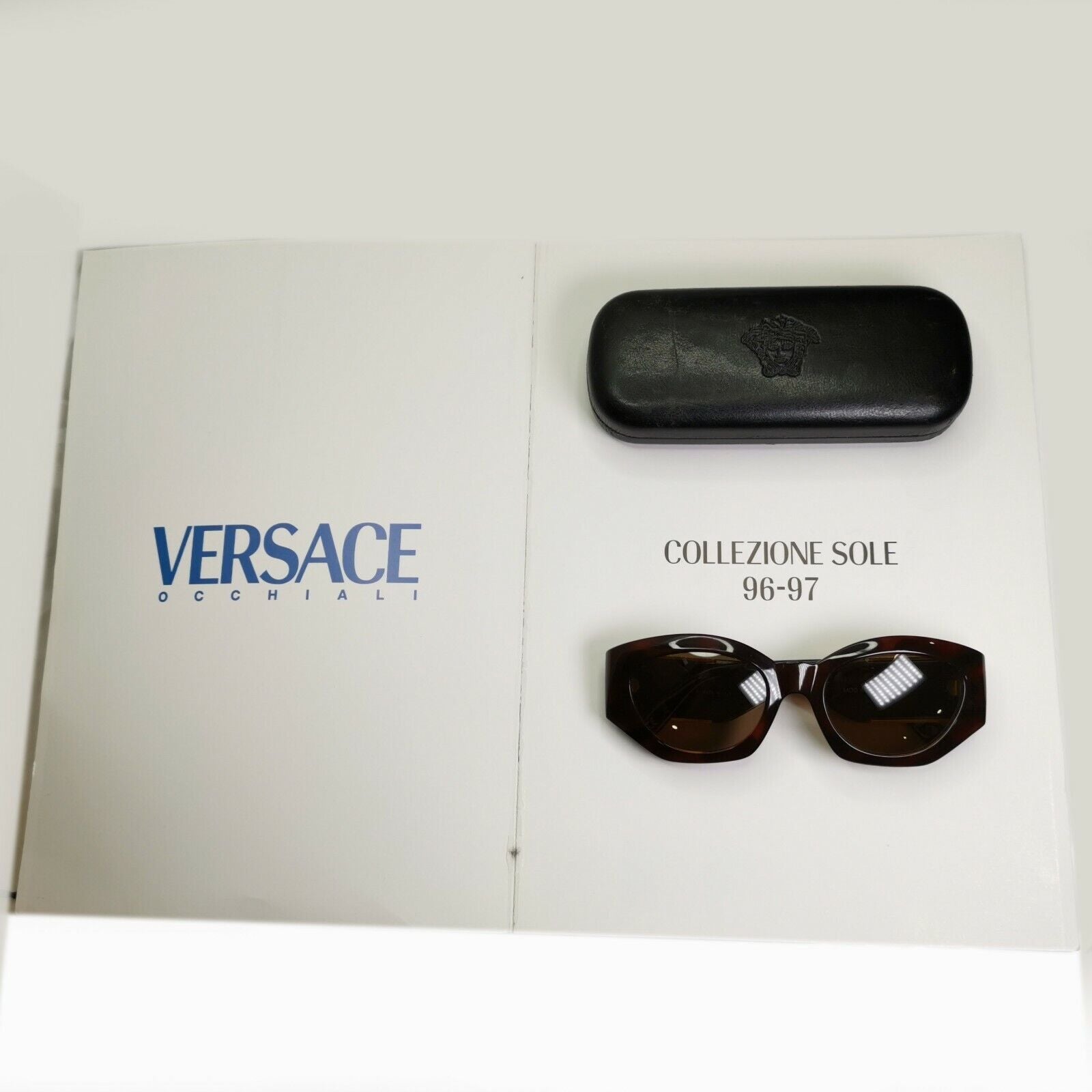 Gianni Versace Vintage 1996 Sunglasses Gold Medusa Brown MOD 420/C COL 900 33981