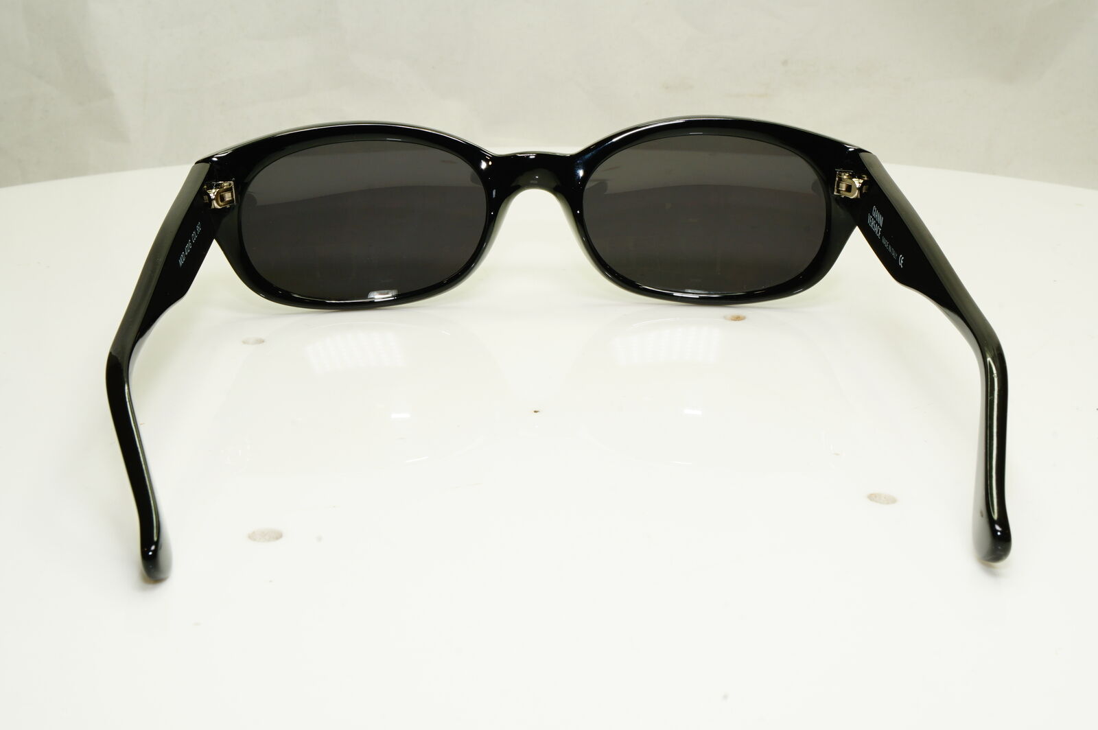 Gianni Versace 1996 Unisex Vintage Black Sunglasses GV MOD 472/G COL 852