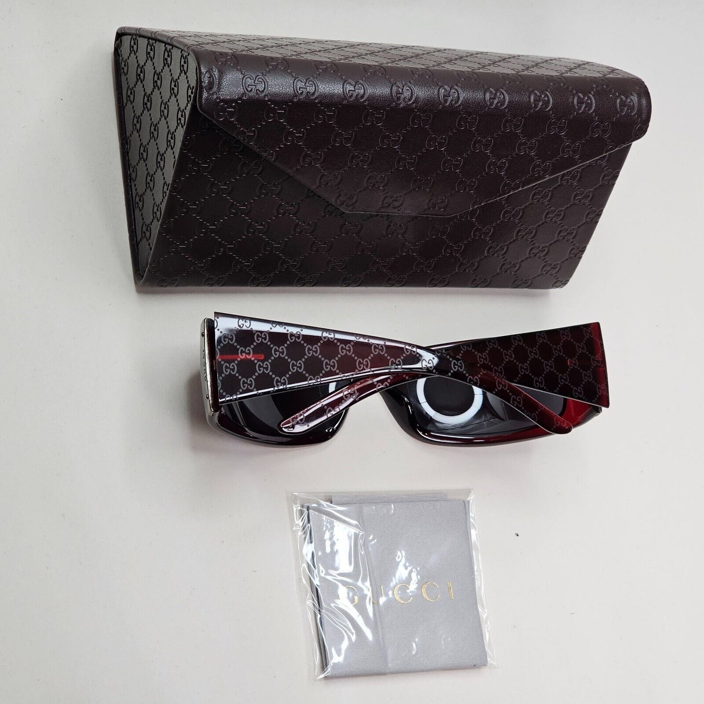 Gucci Sunglasses 2004 Vintage Monogram Dark Red Black GG 1564/S RECL3 291024