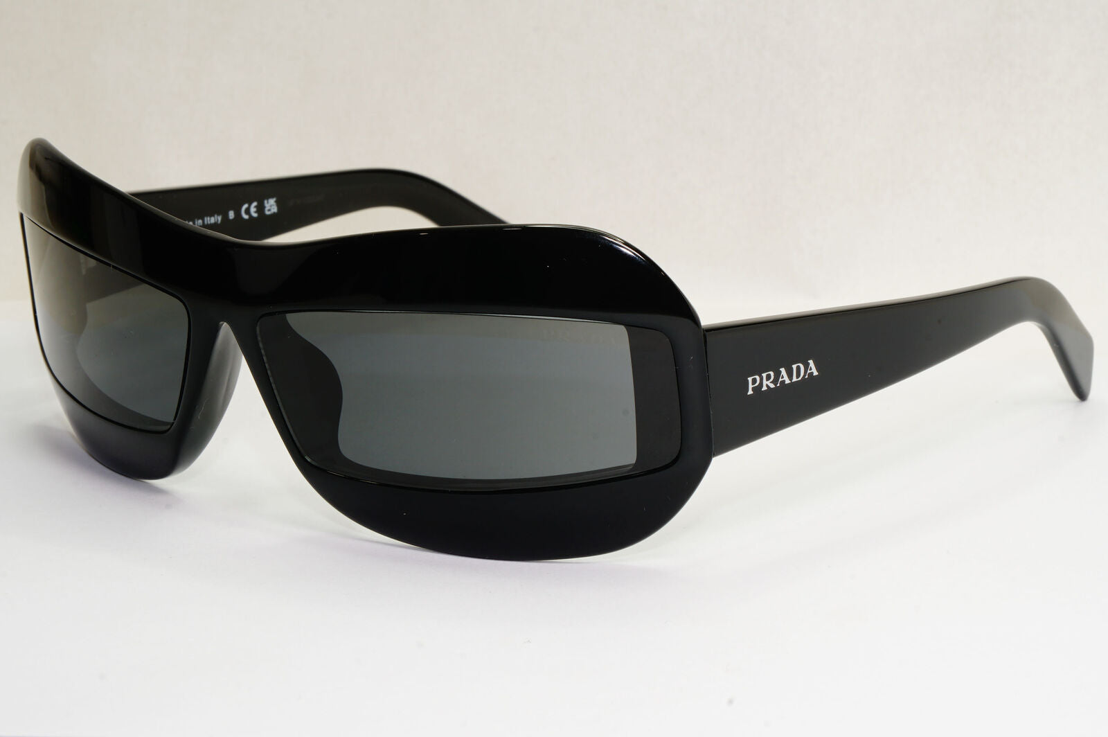 Prada Sunglasses Black Wrap Grey Square Fashion PR30YS SPR 30Y 1AB-5S0