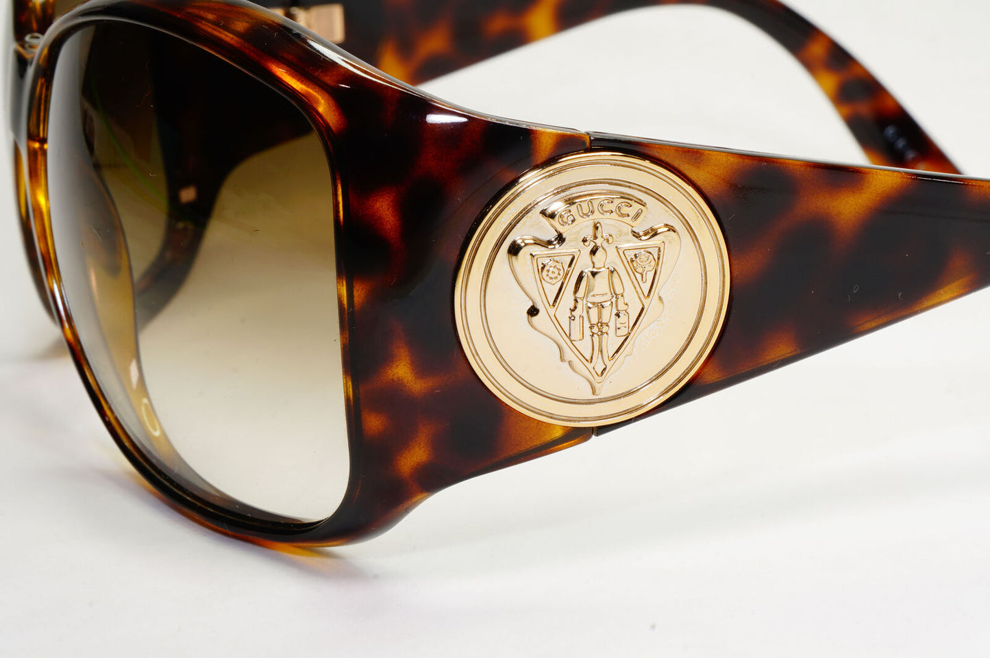 Gucci Sunglasses 2008 Vintage Brown Gold Oversized Large GG 3027/S V08DB 070224