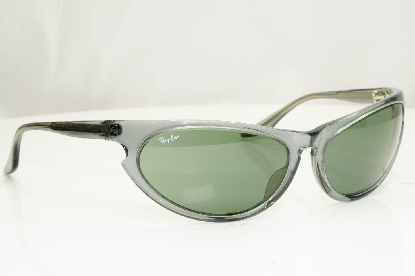 Ray-Ban Sunglasses 1997 Vintage Bausch Lomb Wrap Grey Green B&L W2199 Skyline