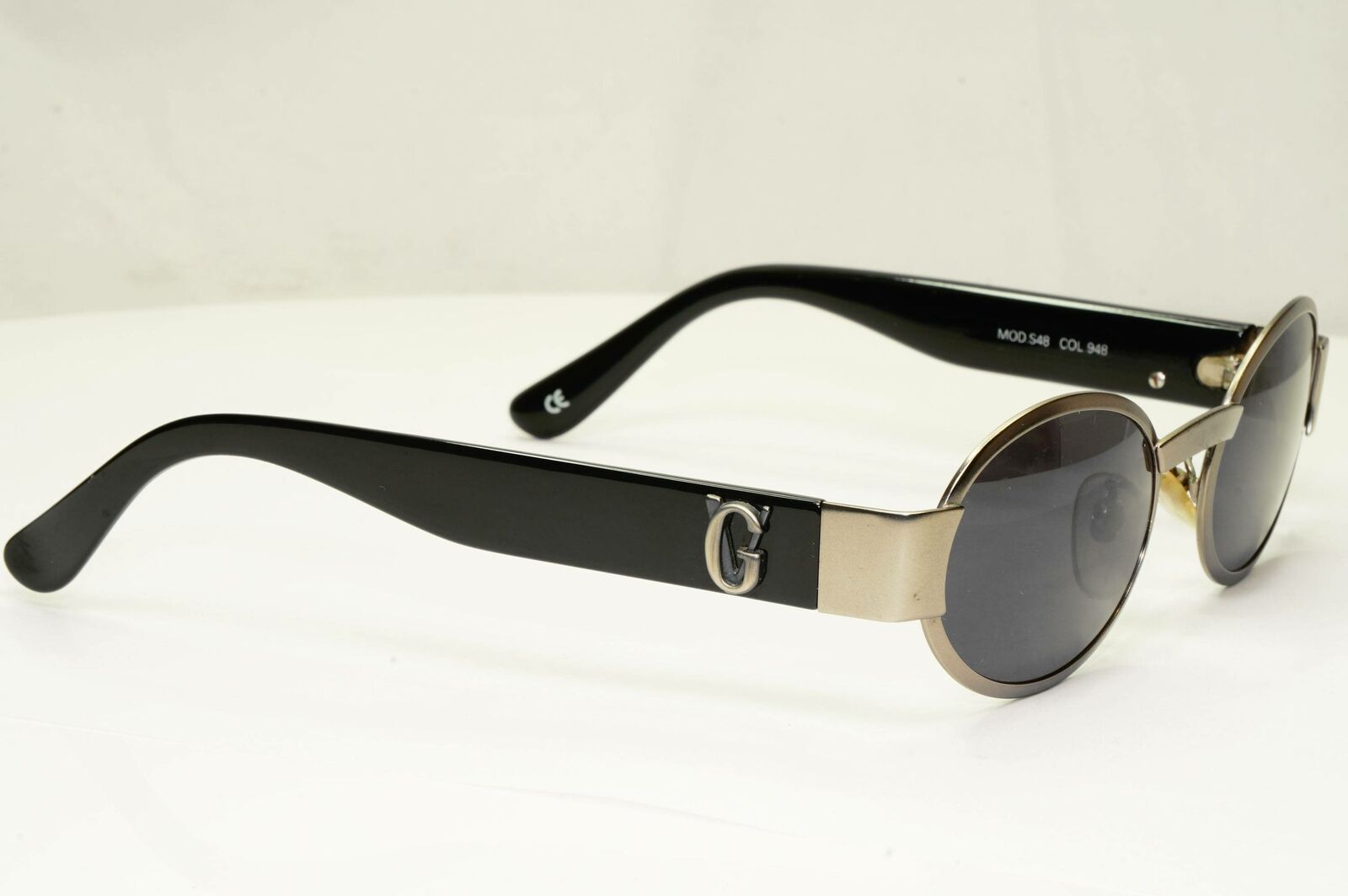 Gianni Versace 1996 Vintage Silver Black GV Metal Sunglasses MOD S48 COL 948