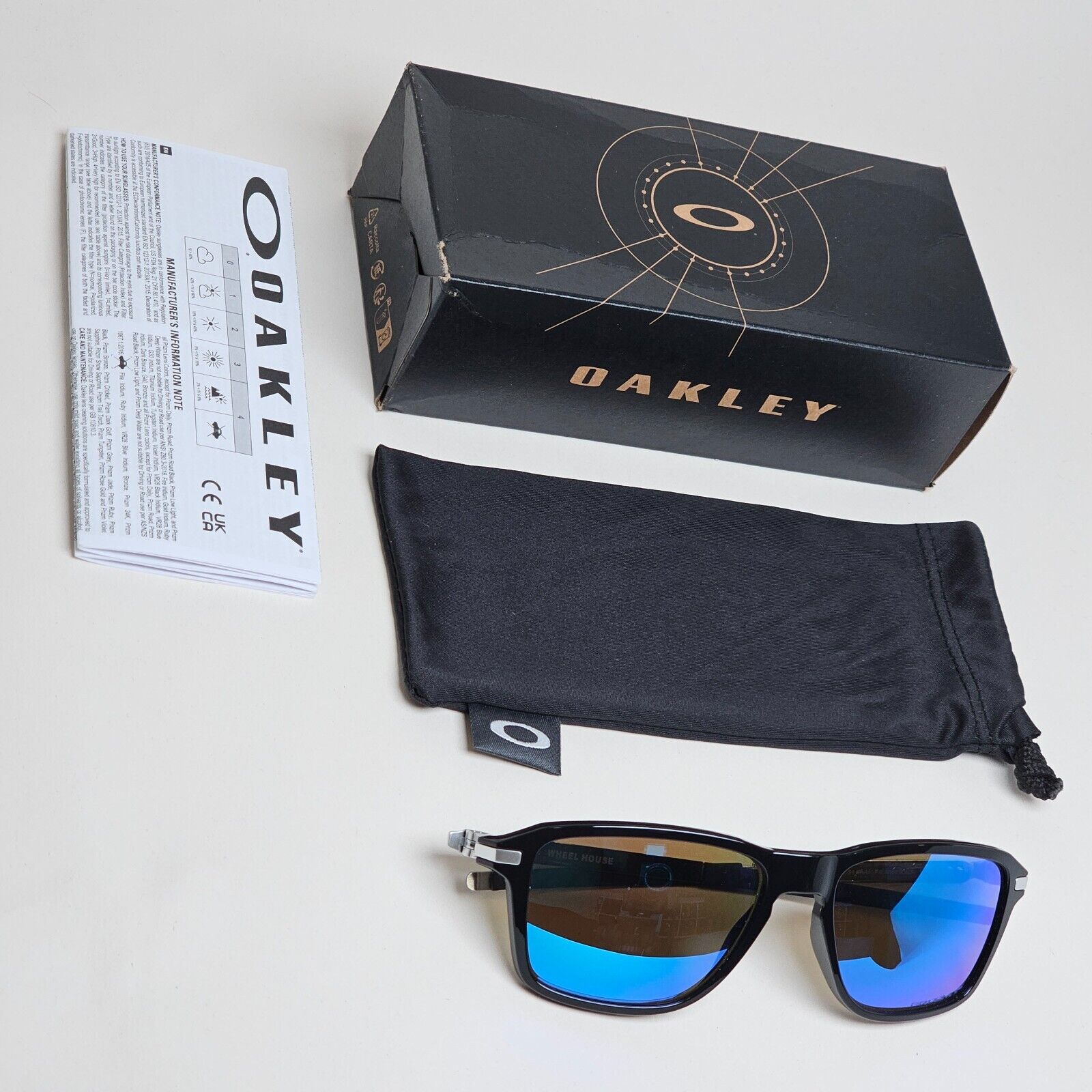 Oakley Sunglasses Wheel House Polarized Blue Black Prizm Sapphire OO 9469 07