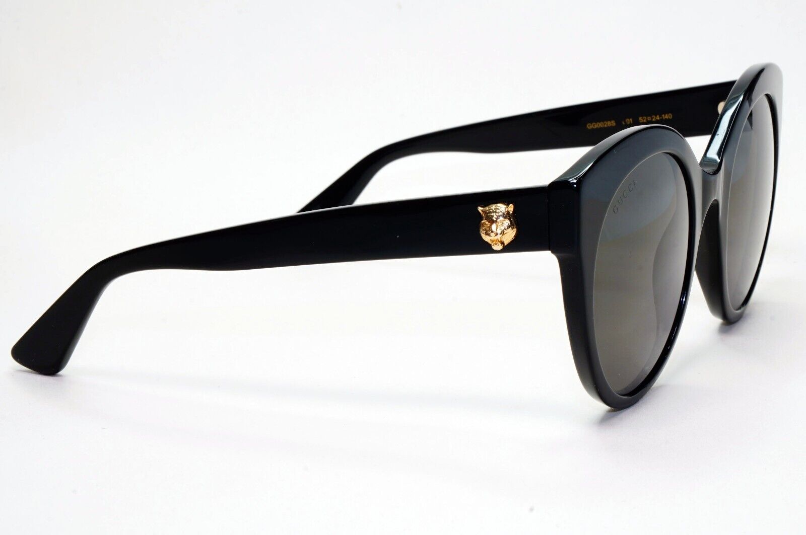 Gucci Sunglasses 2017 Black Gold Tiger Oversized GG 0028S 001 52mm 050824