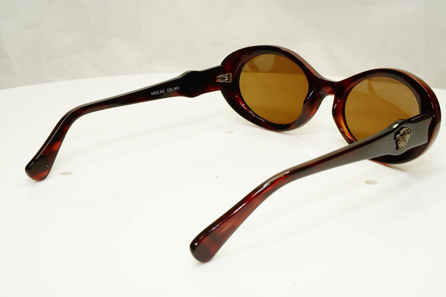 Gianni Versace 1996 Womens Vintage Brown Medusa Oval Sunglasses MOD 342 COL 900