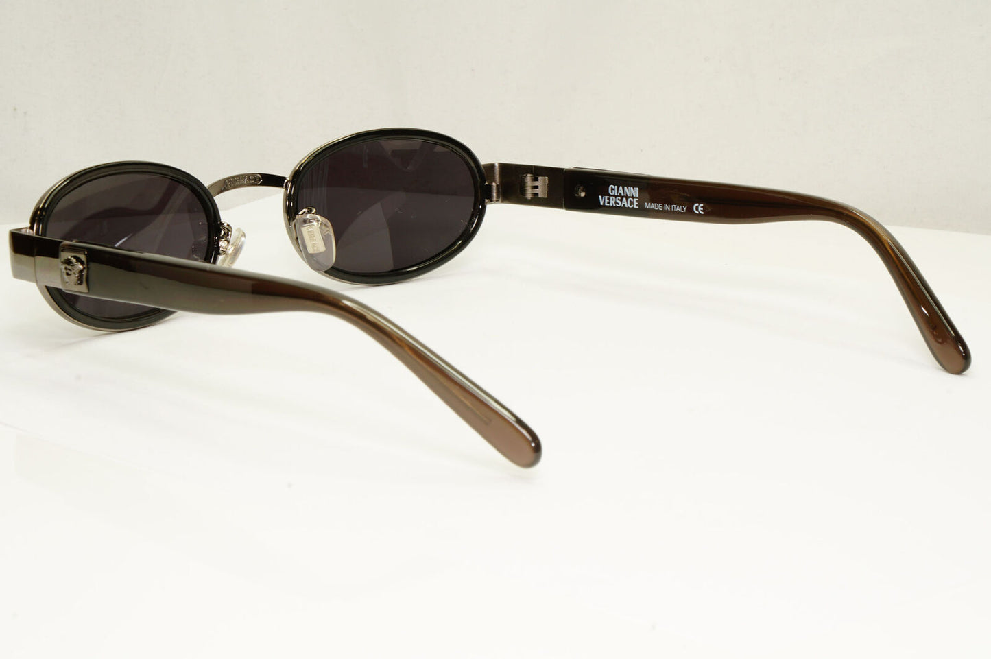 Gianni Versace 1996 Vintage Oval Brown Silver Medusa Sunglasses MOD X28 COL A34