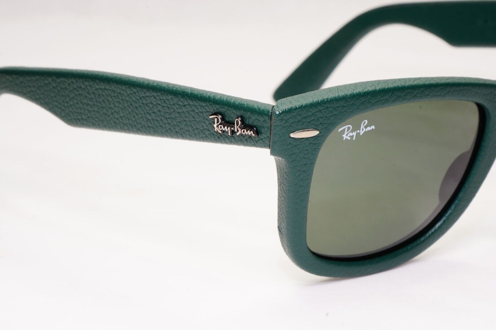 Ray-Ban Sunglasses Leather Wayfarer Year 2013 Rare Dark Green RB 2140-Q-M 1170