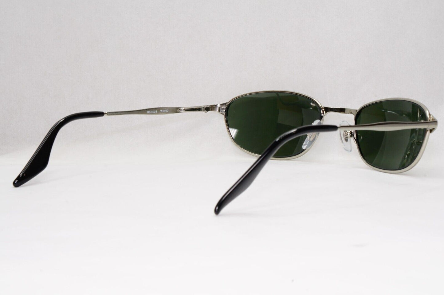 Ray-Ban Sunglasses Year 2004 Vintage Silver Green Grey Wrap Metal RB 3023 W2962