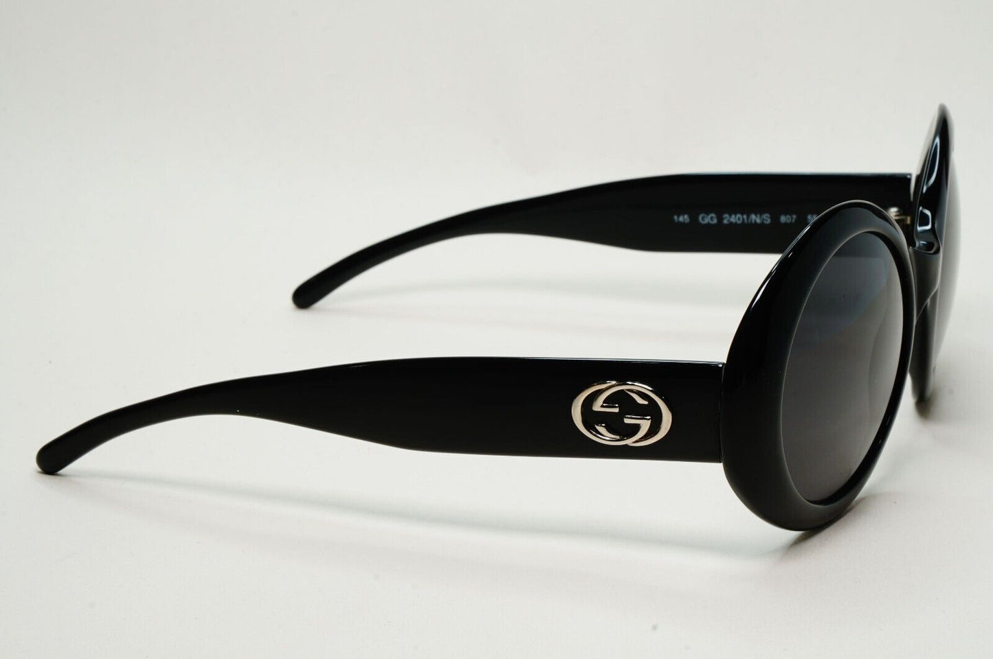 Gucci Sunglasses 1996 Vintage  Black Round Retro GG 2401/N/S 807 55mm 280924