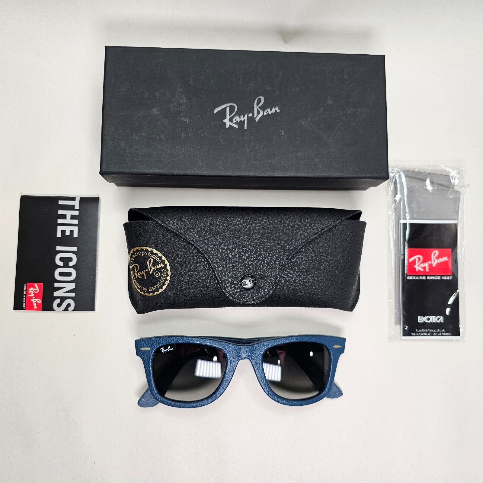 Ray-Ban Sunglasses Leather Wayfarer Year 2013 Rare Dark Blue RB 2140-Q-M 1168/71