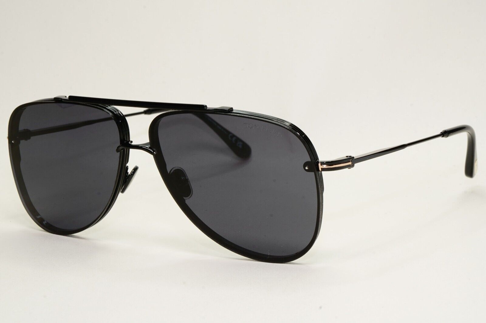 Tom Ford Sunglasses Black Glossy Metal Pilot Leon FT1071 TF 1071 01A 62mm