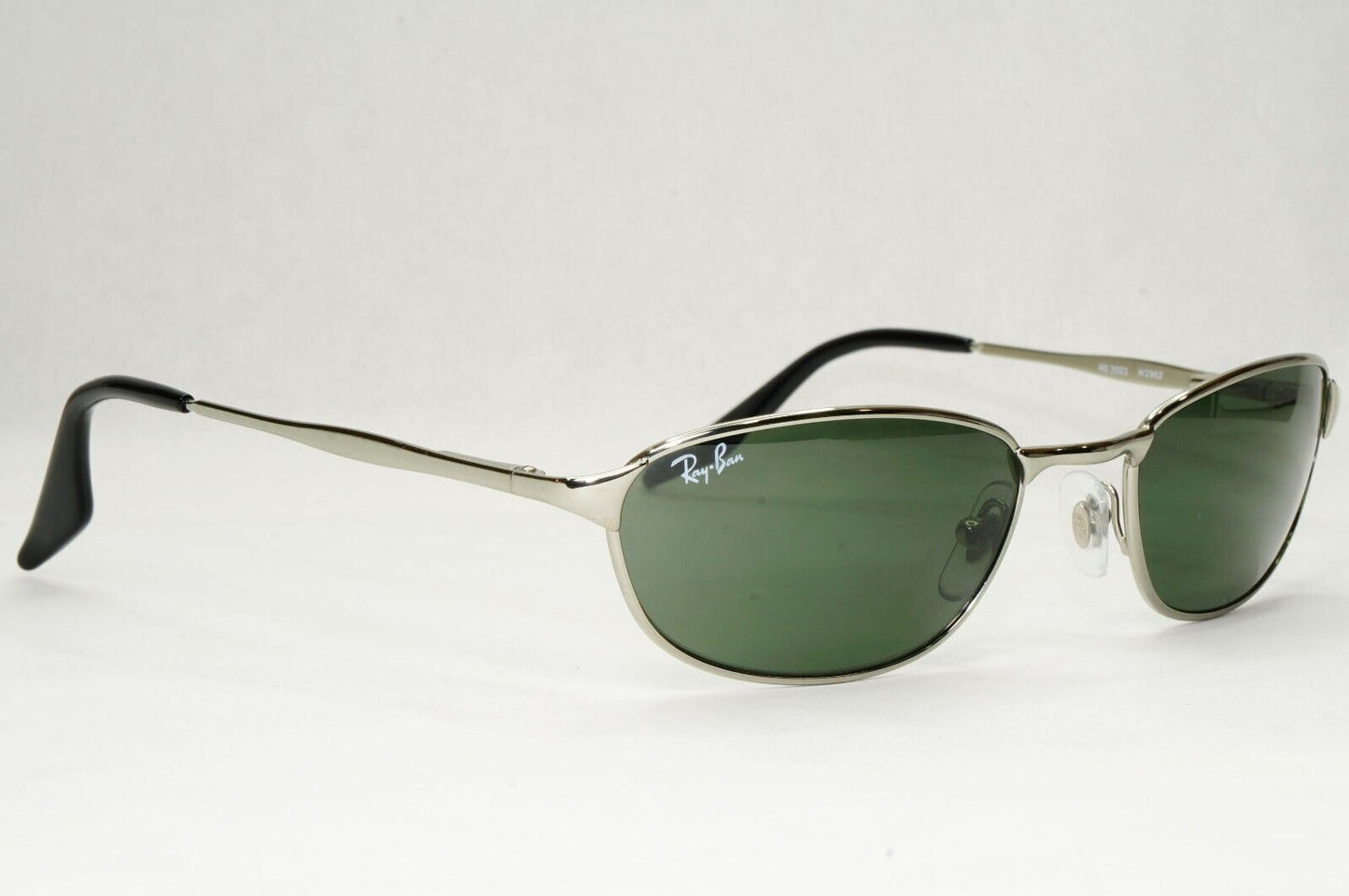 Ray-Ban Sunglasses Year 2004 Vintage Silver Green Grey Wrap Metal RB 3023 W2962