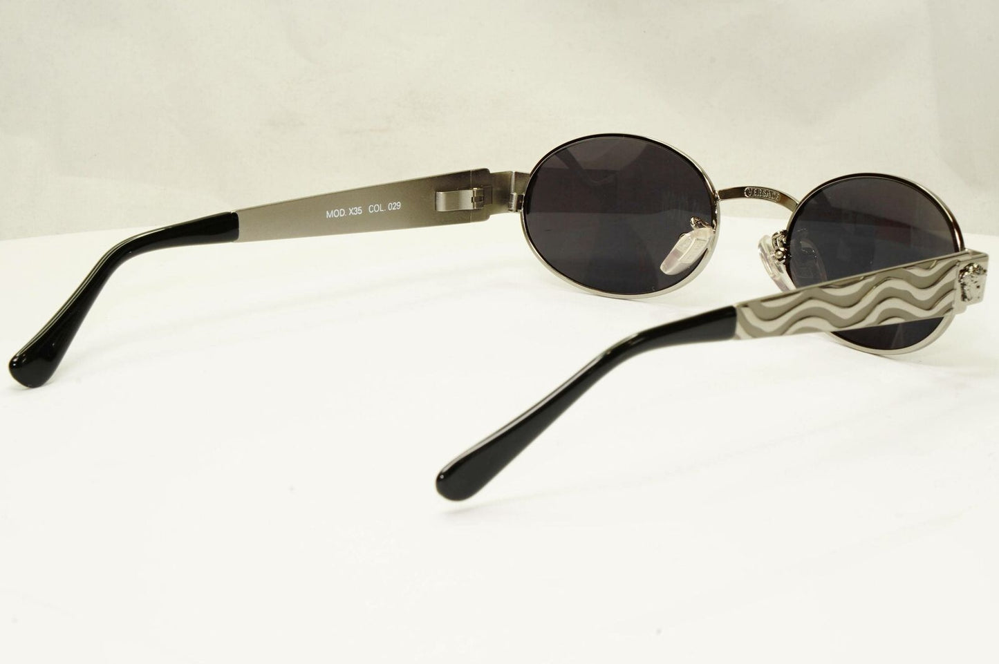 Gianni Versace 1996 Vintage Silver Medusa Oval Metal Sunglasses MOD X35 COL 029