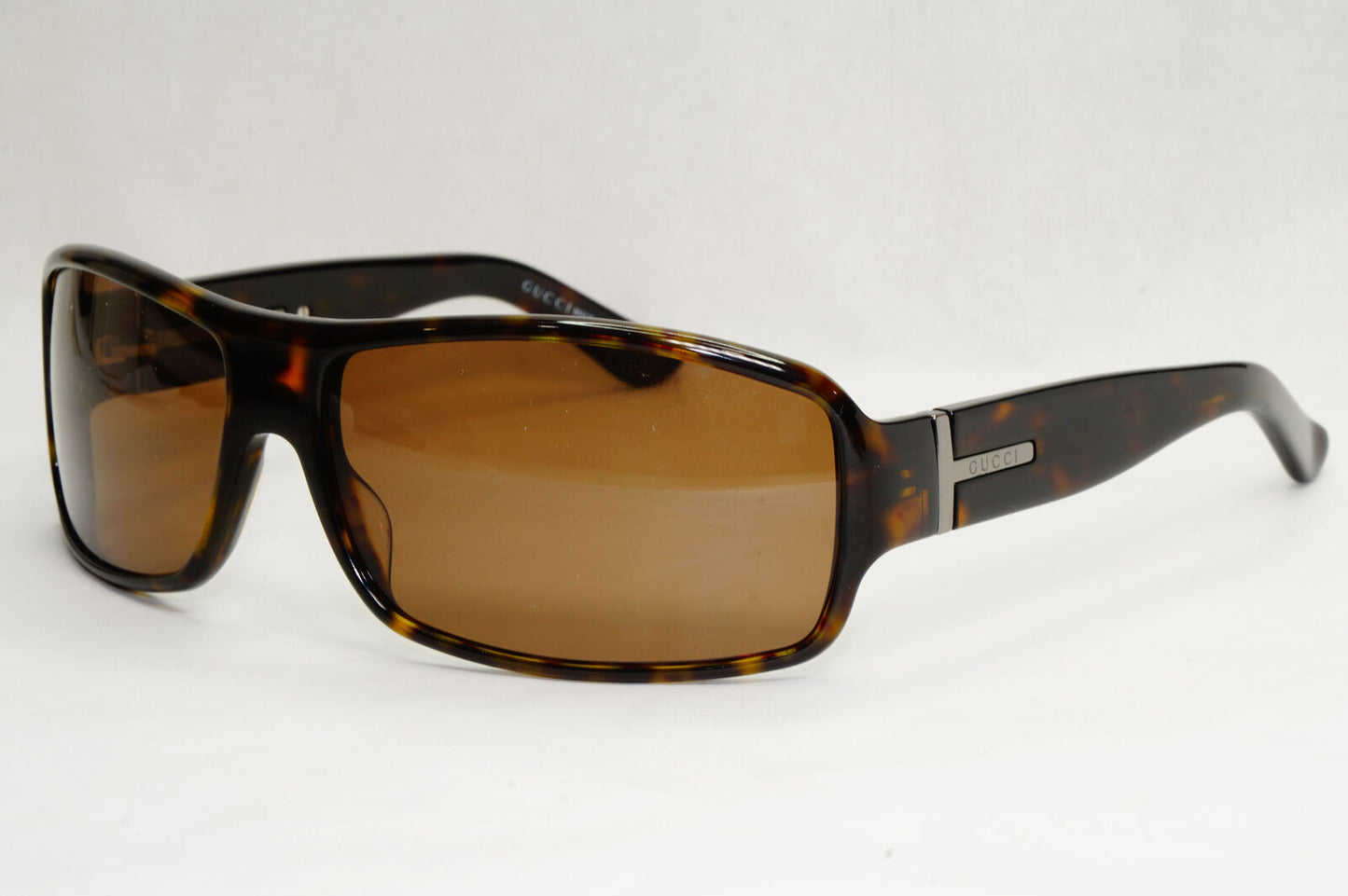 Gucci Sunglasses 2000 Vintage Brown Tortoise Wrap Square GG 1619/S 086X7 180124