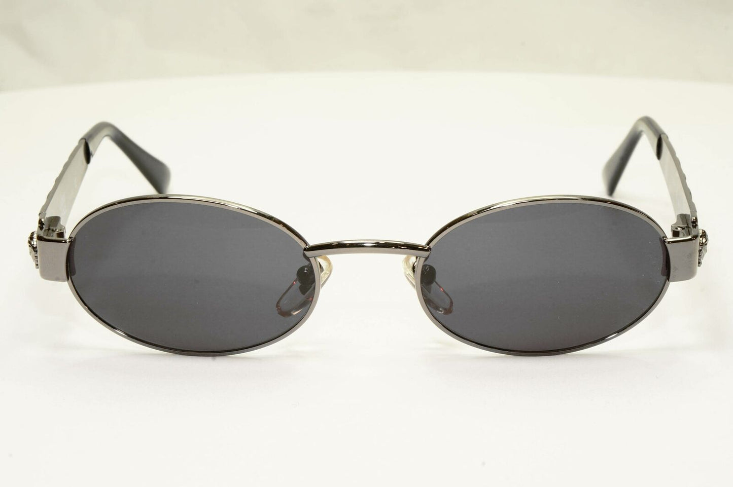 Gianni Versace 1996 Vintage Gunmetal Medusa Oval Sunglasses MOD X35 COL 89M