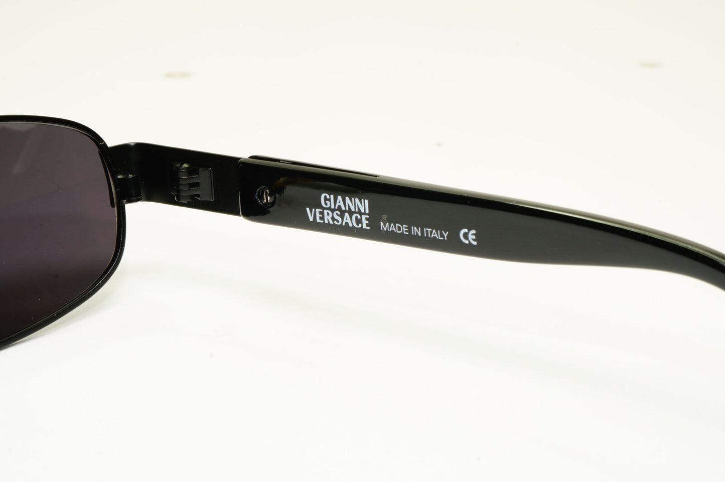 Gianni Versace 1996 Vintage Mens Metal Black Medusa Sunglasses MOD X19 COL 028