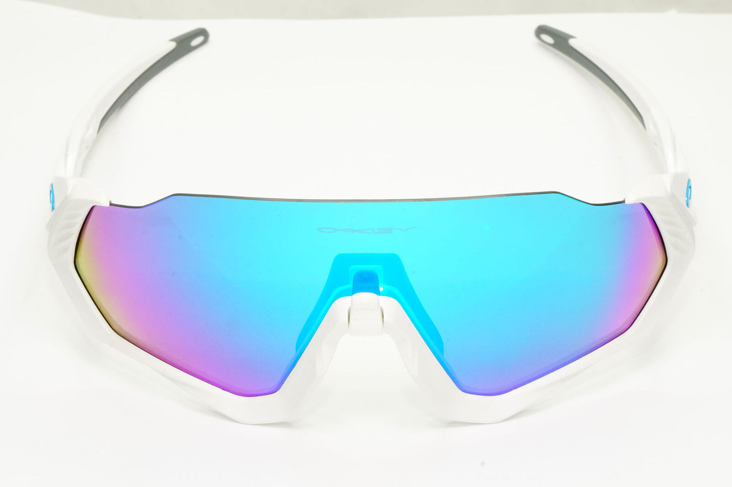 Oakley Flight Jacket Sunglasses Mirror Blue White Prizm Sapphire OO 9401 0237