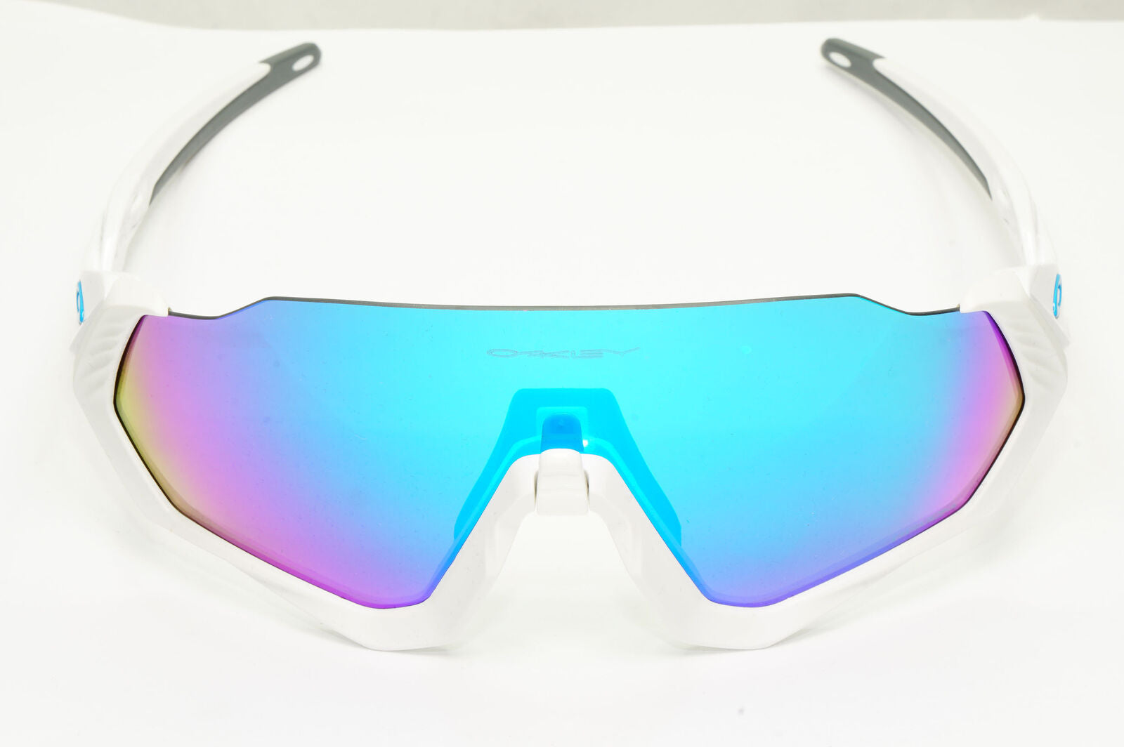 Oakley Flight Jacket Sunglasses Mirror Blue White Prizm Sapphire OO 9401 0237