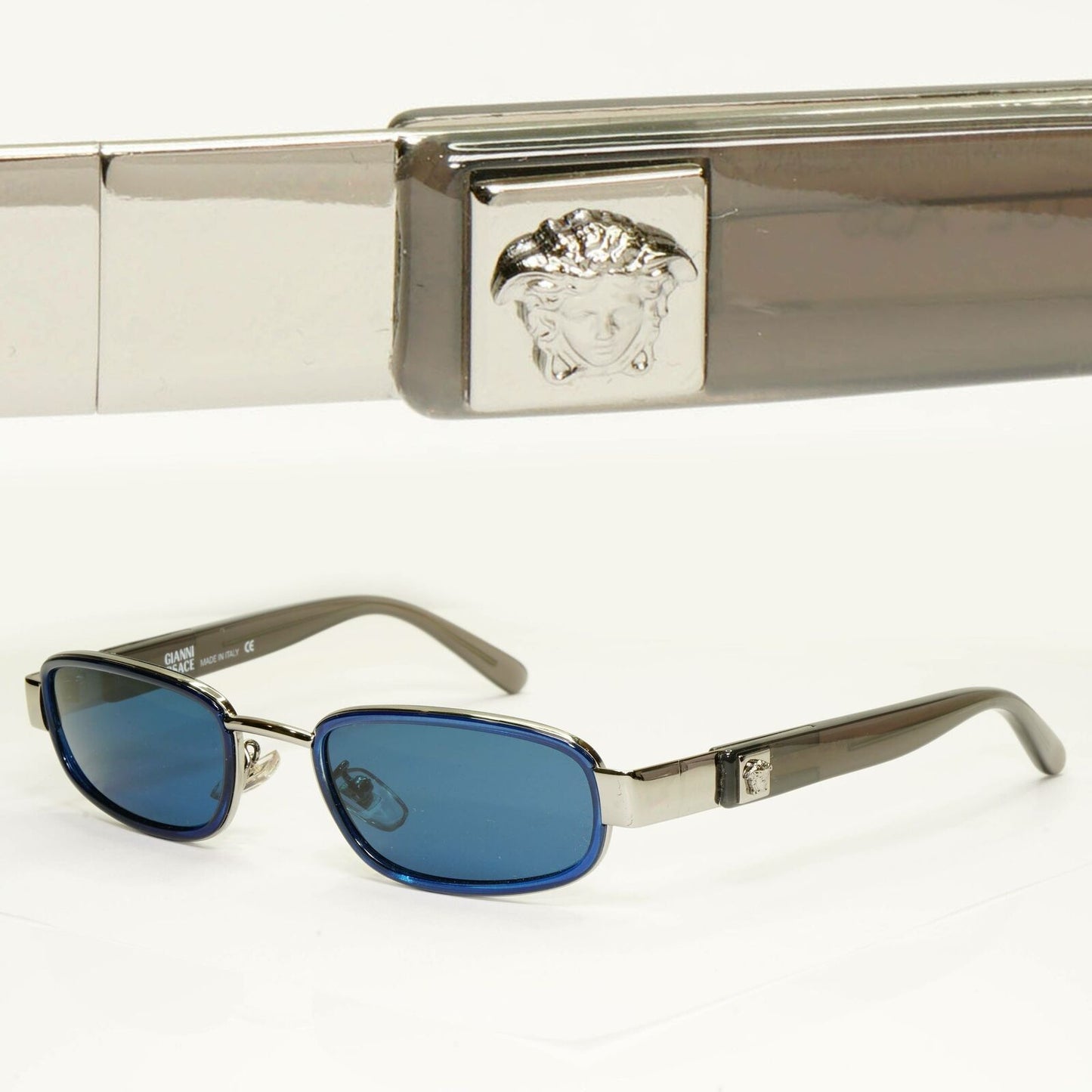 Gianni Versace 1996 Vintage Blue Silver Medusa Metal Sunglasses MOD X29 COL A35