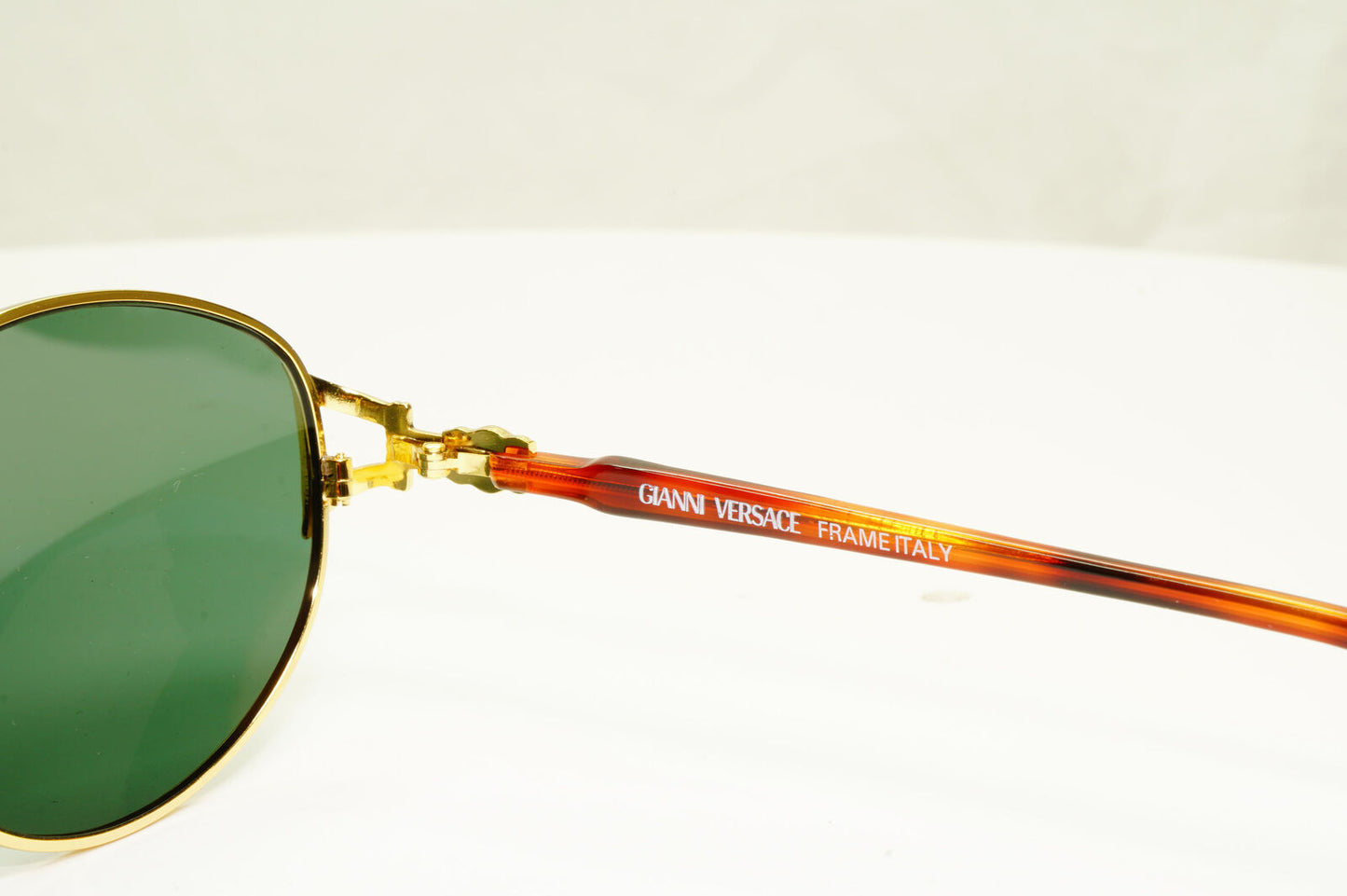 Gianni Versace 1995 Vintage Gold Medusa Green Brown Sunglasses MOD G28 COL 14L B