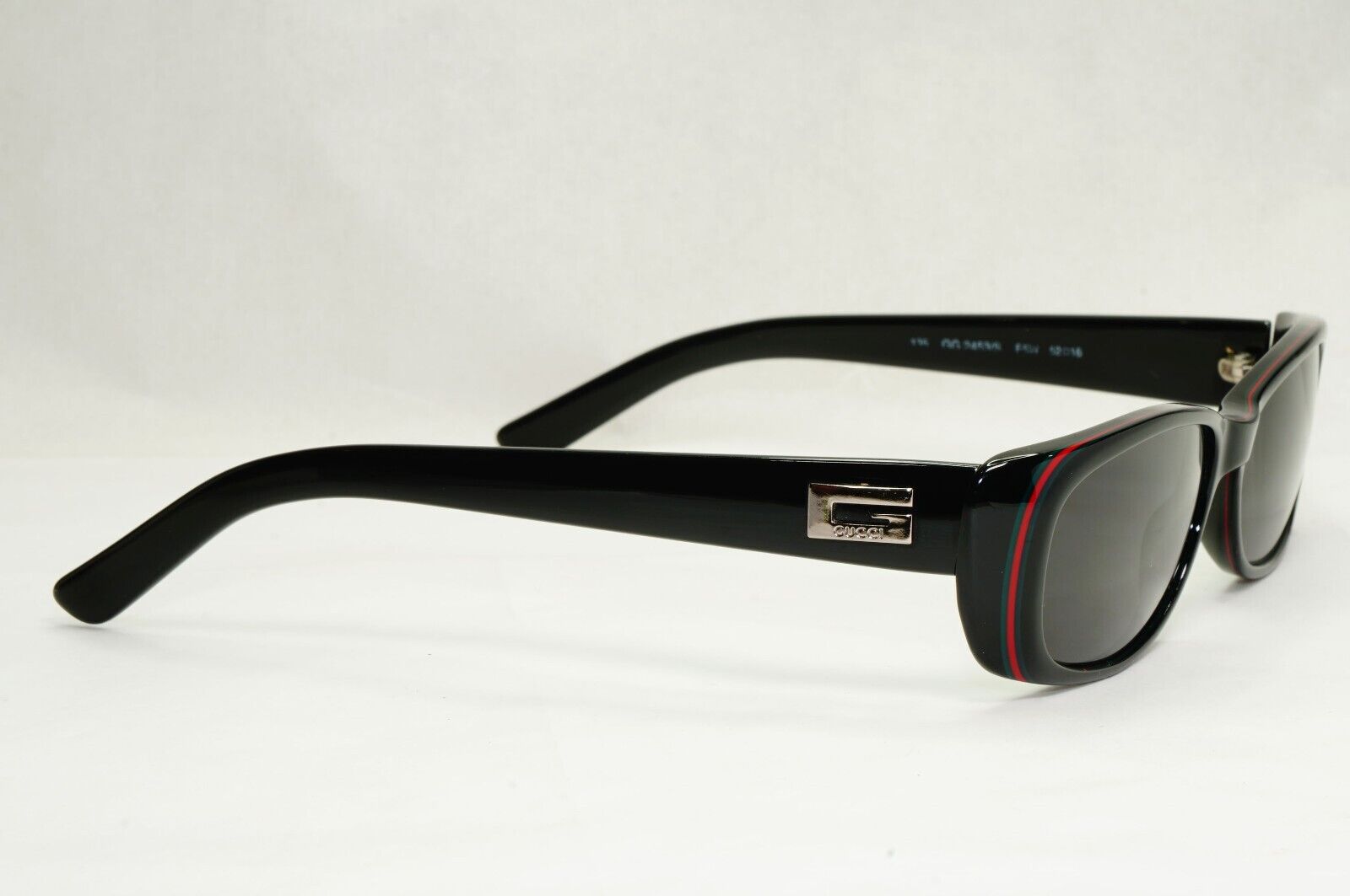 Gucci Sunglasses 1997 Vintage Black Square Red Green Stripe GG 2453/S E5W 270324