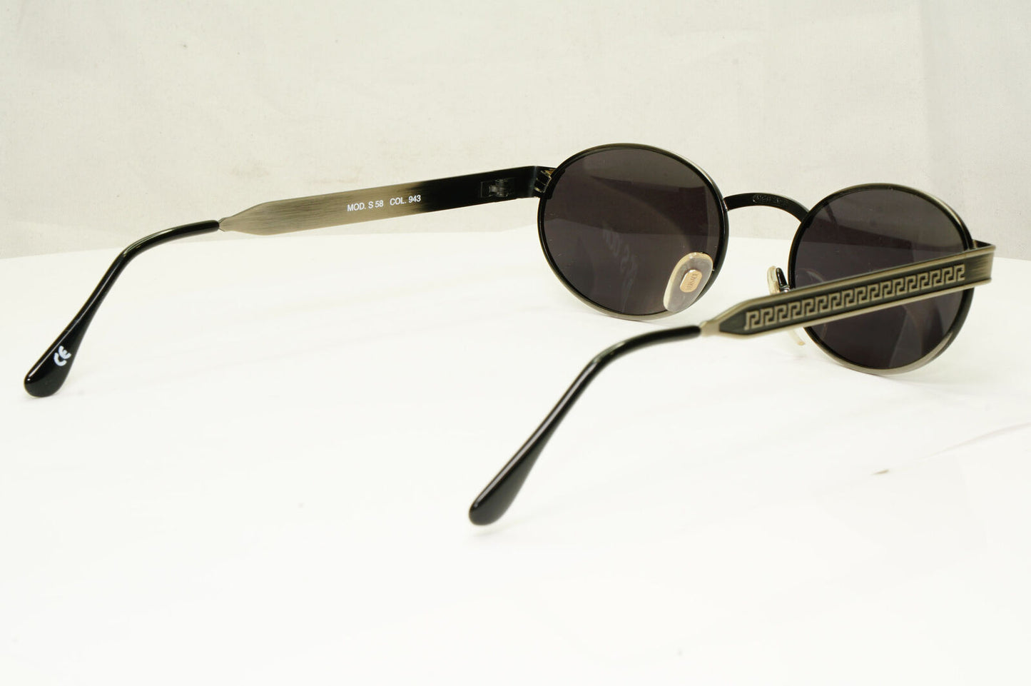 Gianni Versace 1996 Vintage Silver Black Oval Metal Sunglasses MOD S58 COL 943