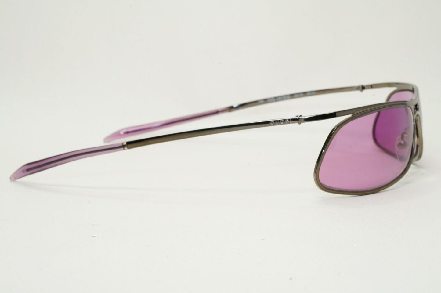 Gucci Sunglasses 2001 Vintage Wrap Gunmetal Pink Fuchsia GG 1672/S 831T9 291024