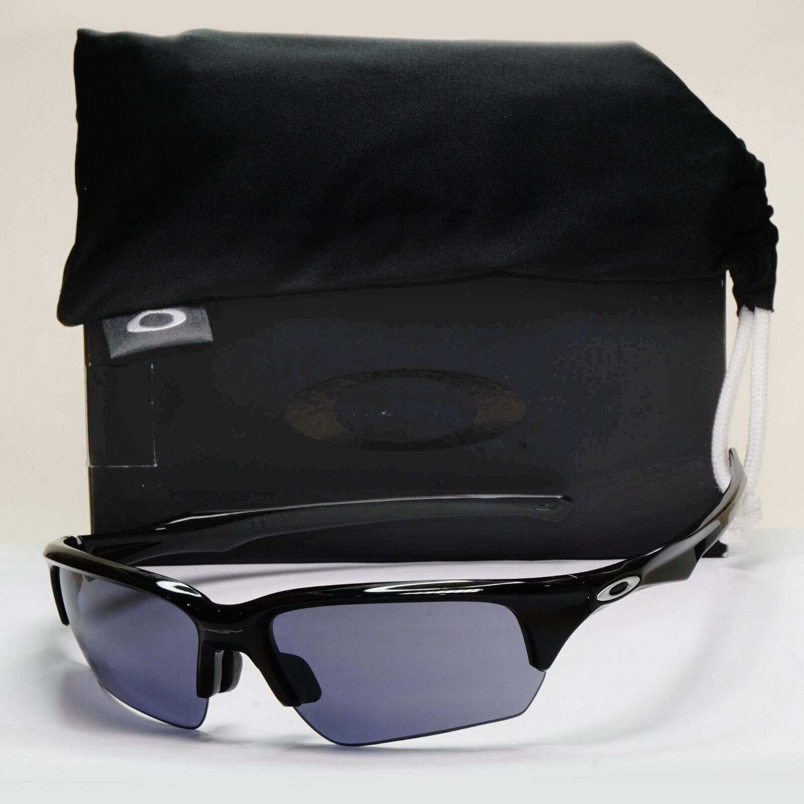 Oakley Sunglasses OO 9372 Black Polished Grey Wrap Flak Beta (A) 01 65mm