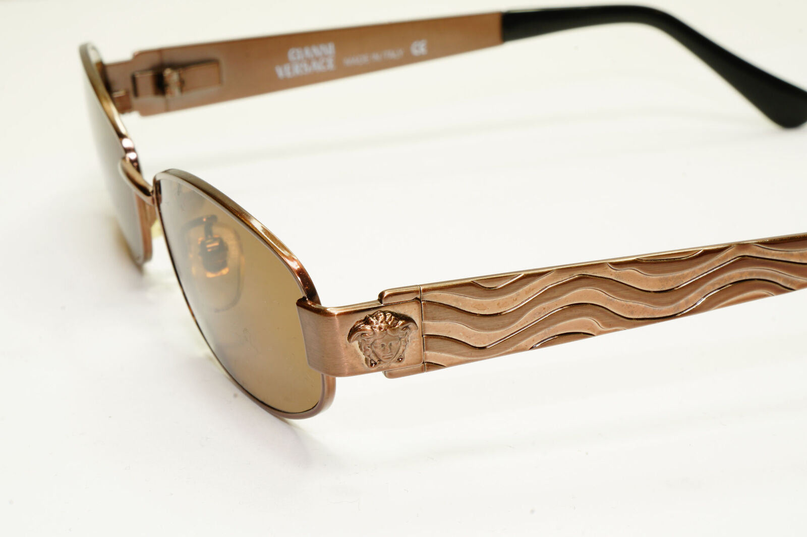 Gianni Versace 1996 Vintage Copper Medusa Brown Metal Sunglasses MOD X36 COL 53M