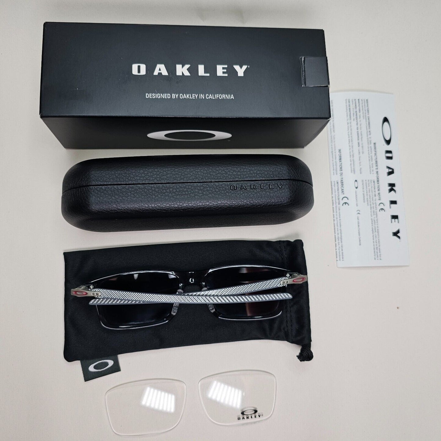 Oakley Sunglasses Pitchman Carbon Grey Black Smoke Square OX 8092 03 55mm