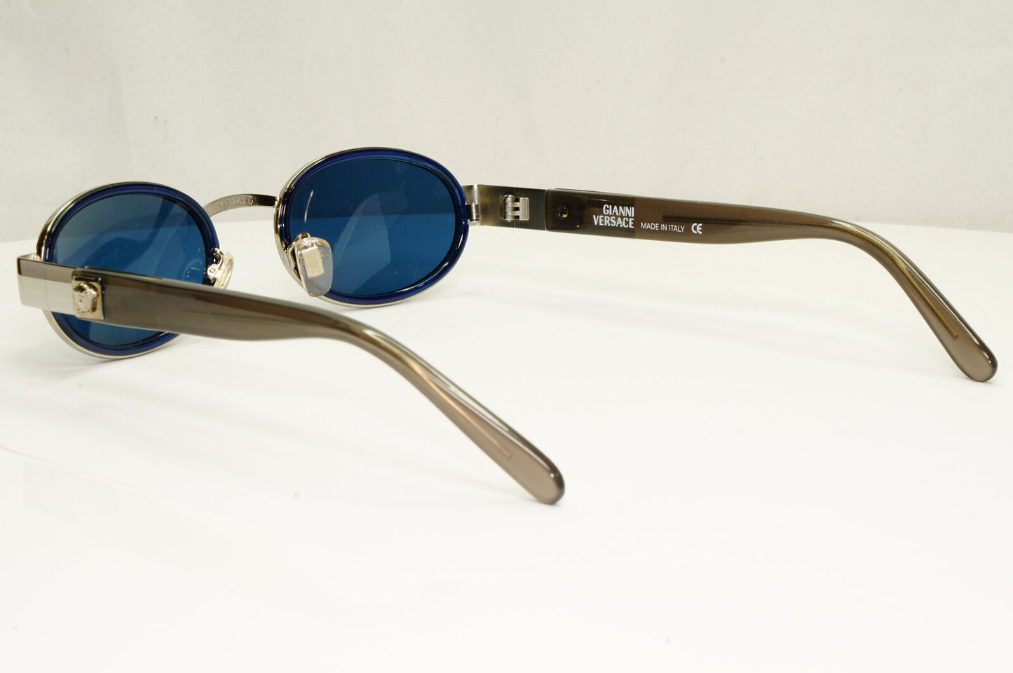 Gianni Versace 1996 Vintage Oval Blue Silver Medusa Sunglasses MOD X28 COL A35