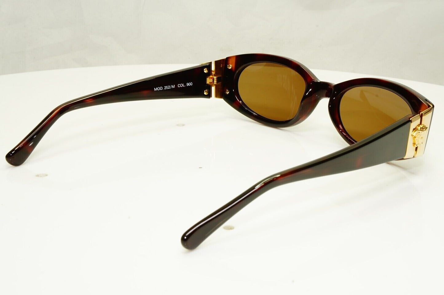 Gianni Versace 1996 Mens Vintage Gold Medusa Brown Sunglasses MOD 252/M COL 900