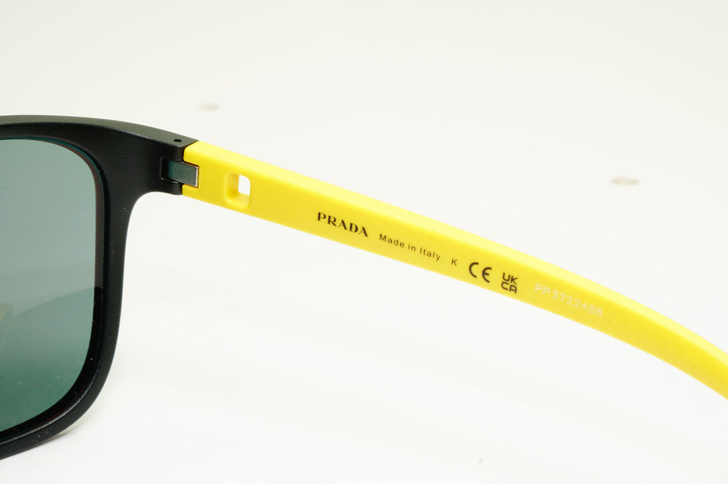 Prada Black Yellow Sunglasses Mirror Chameleon Square PS02WS SPS 02W 08W-08F