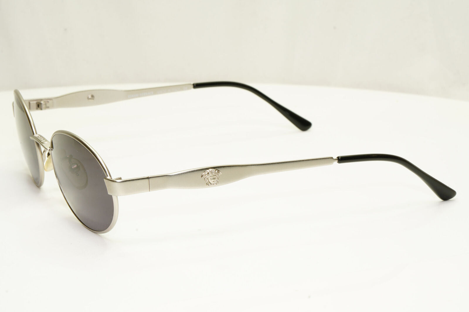 Gianni Versace 1996 Vintage Silver Medusa Oval Metal Sunglasses MOD S09 COL 22M