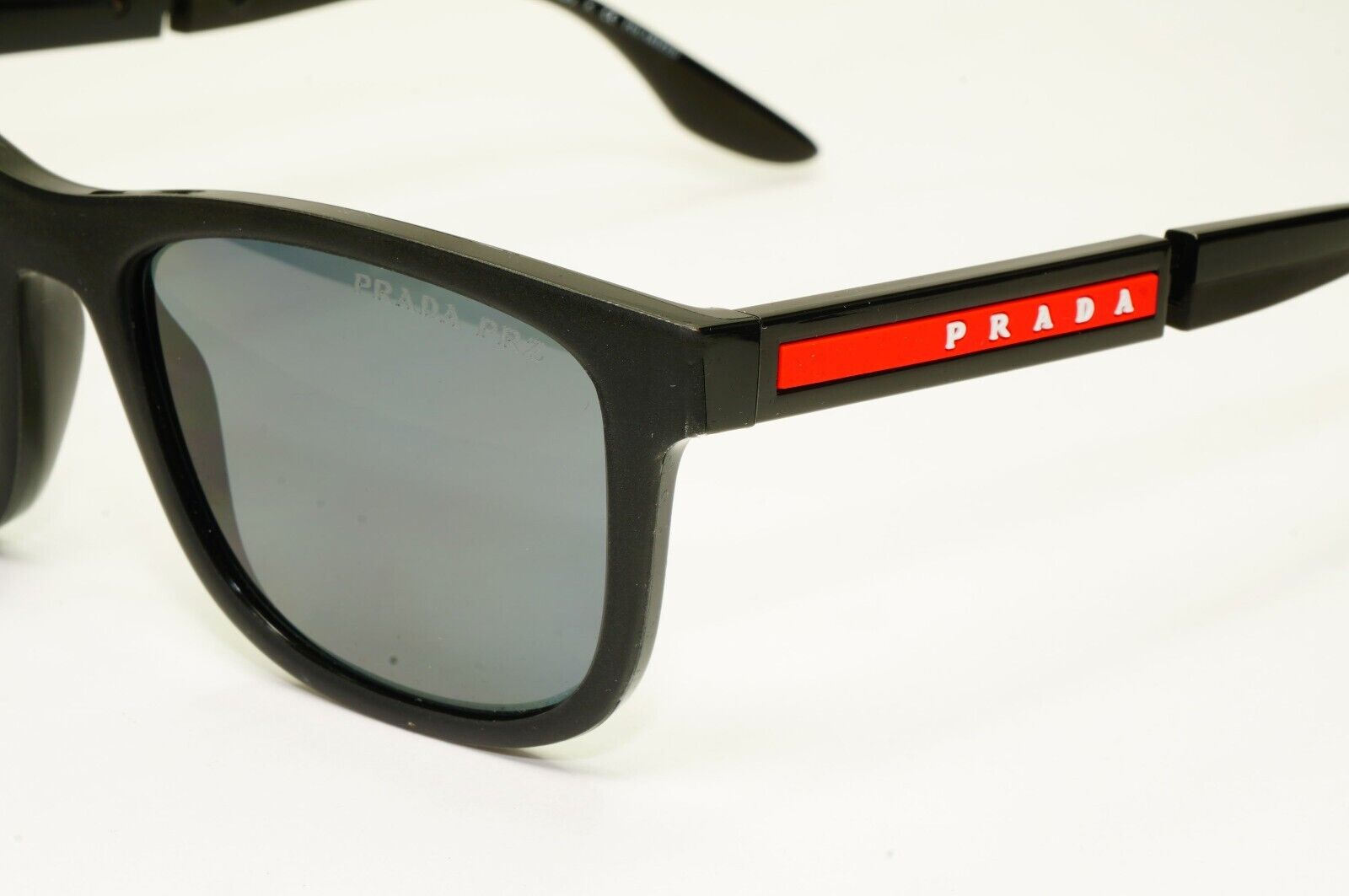 Prada Polarized Sunglasses Square Designer Fashion SPS 04X DG0-02G Red Stripe [A