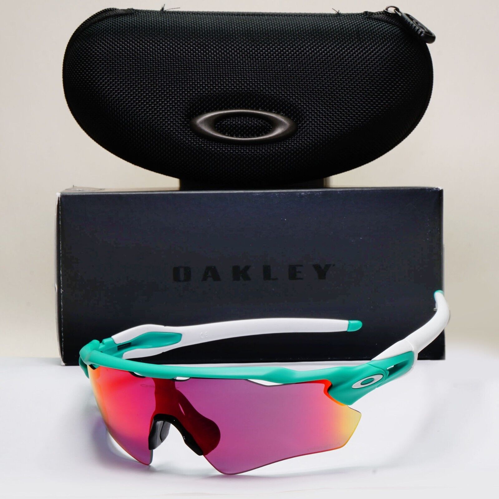 Oakley Sunglasses OO 9208 Radar EV Path Shield Green Violet Celese Prizm Road C6