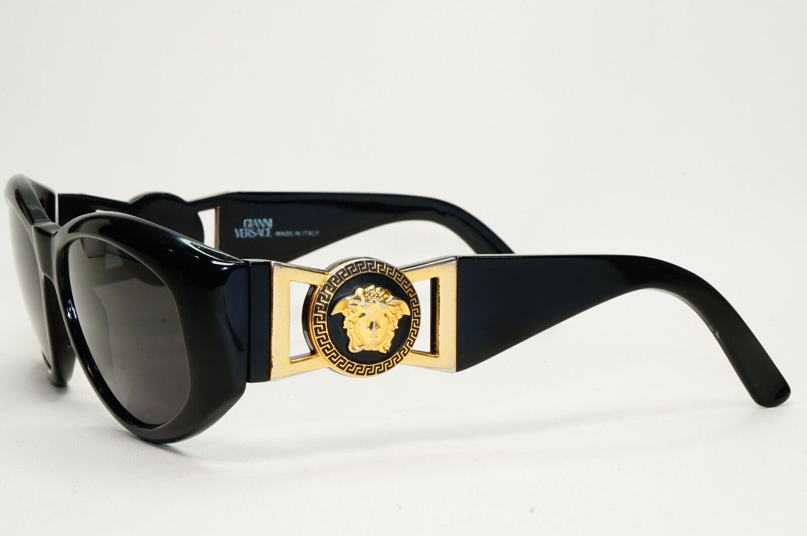 Gianni Versace Sunglasses 1996 Vintage Black MOD 424/M COL 852 Biggie 270924