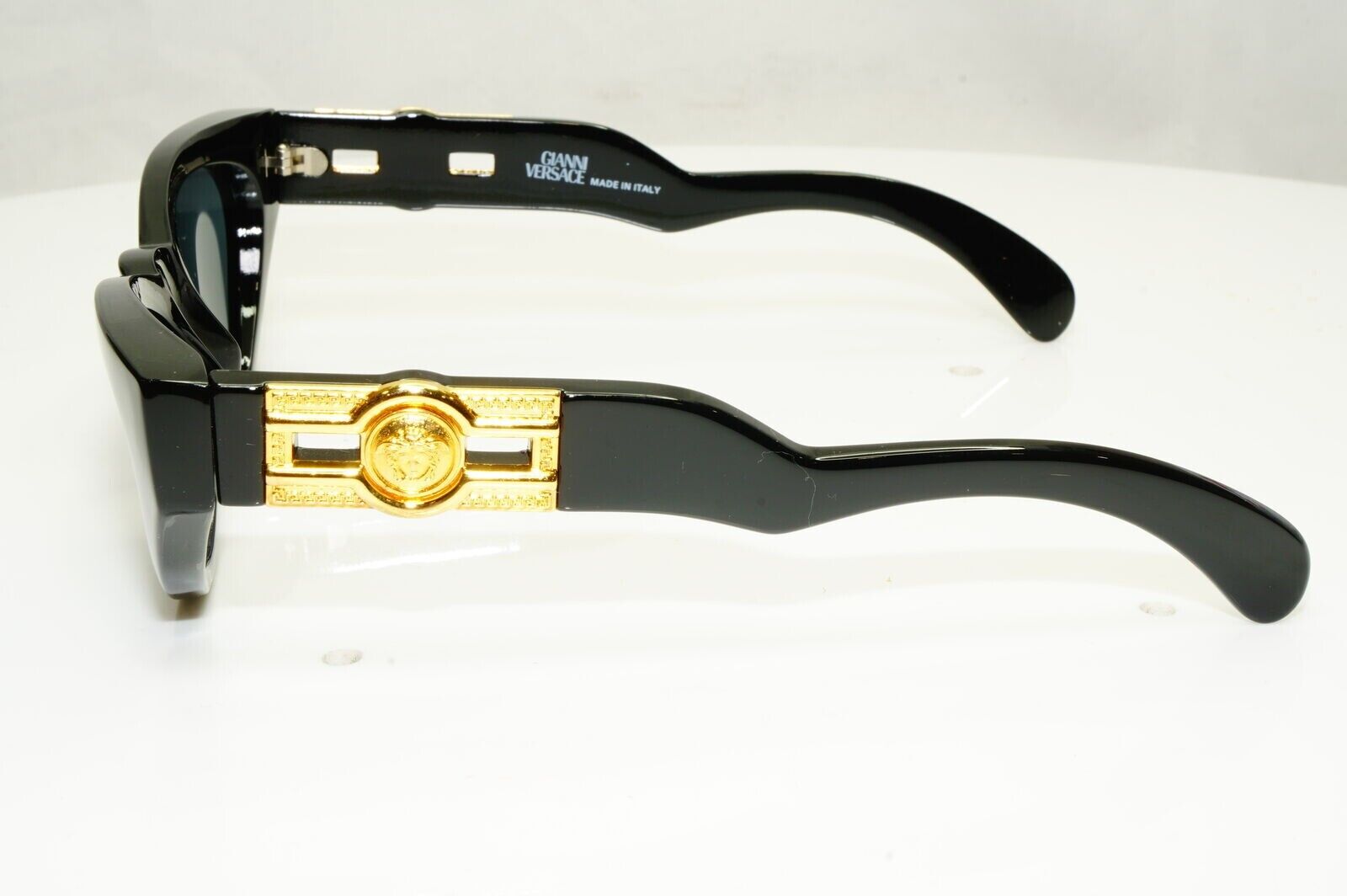 Gianni Versace Sunglasses 1996 Vintage Black Gold Medusa MOD 476/B COL 852